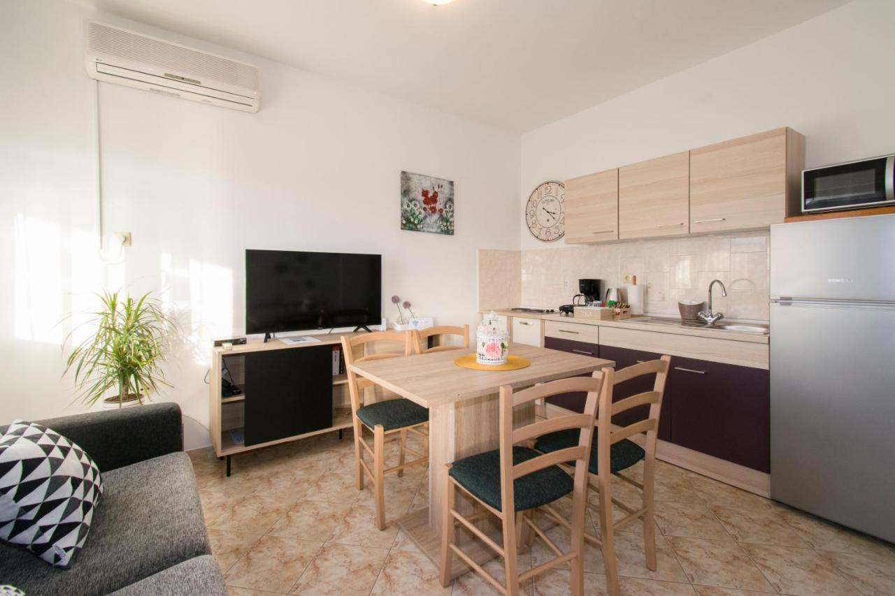 Apartman Fuma 로비니 외부 사진